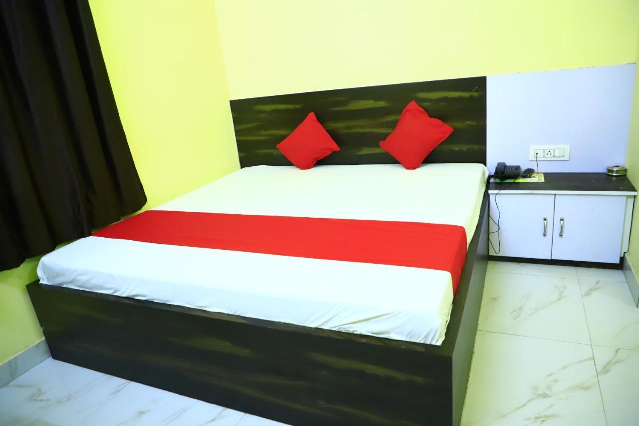 Shivraj Homestay 马图拉 外观 照片