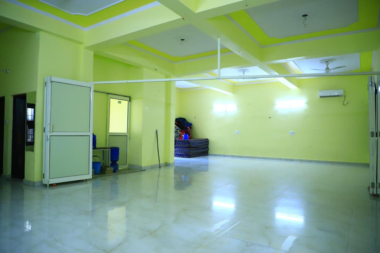 Shivraj Homestay 马图拉 外观 照片